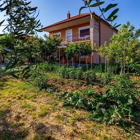 公寓 Chubi 2br Parking Terrace Bbq Vegetable Garden