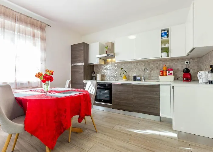 Chubi 2br Parking Terrace Bbq Vegetable Garden Appartement *