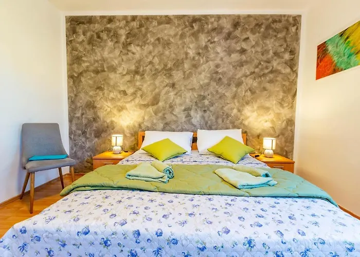 Appartement Chubi 2br Parking Terrace Bbq Vegetable Garden