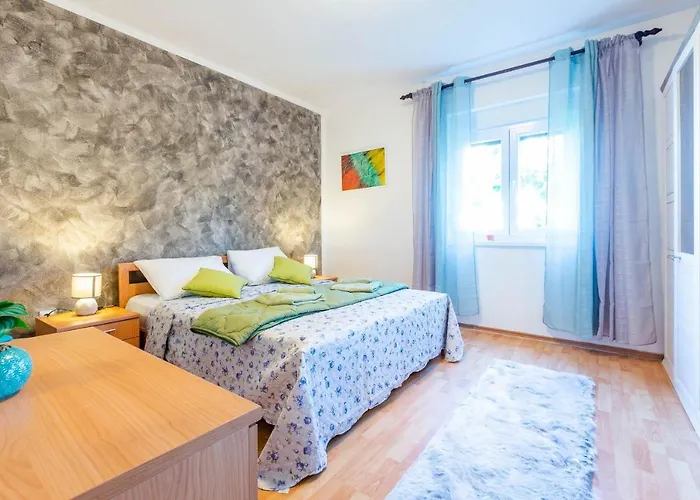 Appartement Chubi 2br Parking Terrace Bbq Vegetable Garden *